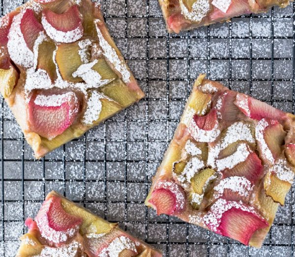 Bananen_Rhabarberkuchen Rhabarberkuchen